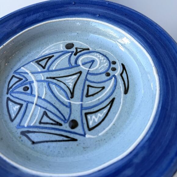 Orcas Island Pottery Trudy Erwin Small Wall Hanging Plate 7 1/4" Washington - Picture 3 of 4